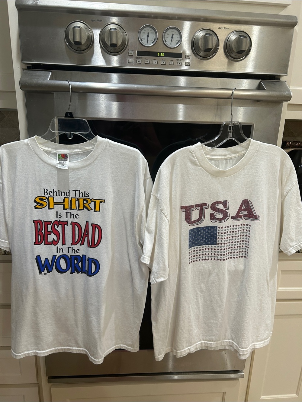 Value Bundle of 2 Fruit of the Loom White T-Shirts "Best Dad" & USA size XL
